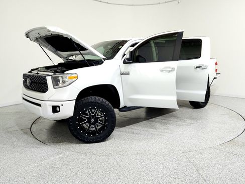 Used 2021 Toyota Tundra Platinum image 6