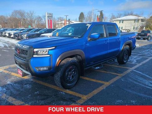 Certified 2025 Nissan Frontier PRO-4X image 8