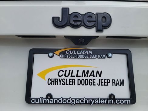 Used 2023 Jeep Renegade Latitude image 12