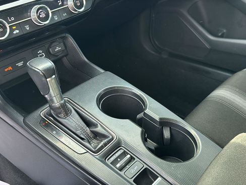 Used 2023 Honda Civic Sport image 18