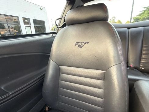 Used 2004 Ford Mustang GT Premium RWD image 37