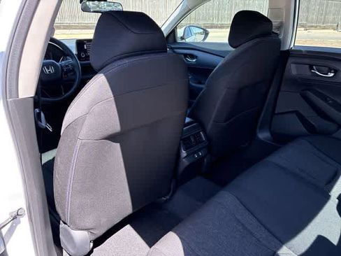 Certified 2025 Honda Accord LX image 19