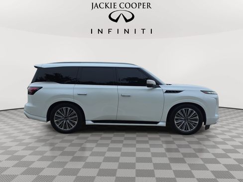Certified 2025 INFINITI QX80 Sensory AWD/4WD image 4