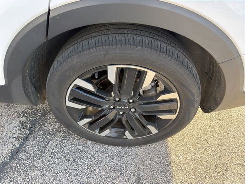 Used 2023 Kia Telluride SX image 14