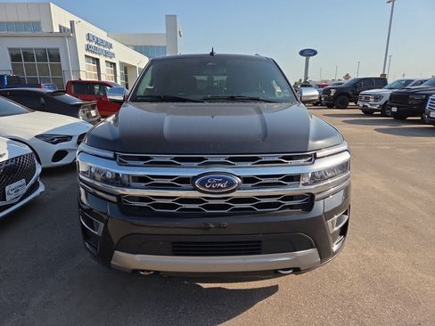 Used 2023 Ford Expedition Max Platinum AWD/4WD image 8