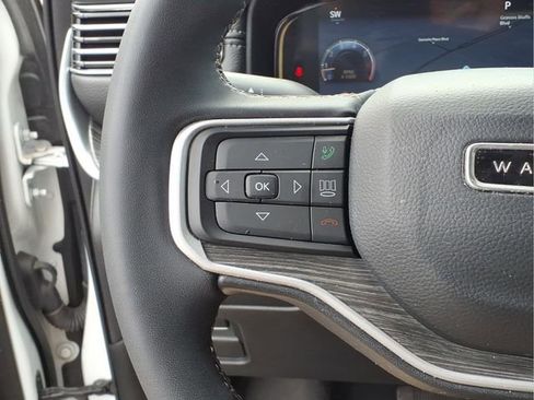 Used 2022 Jeep Wagoneer Series II image 14