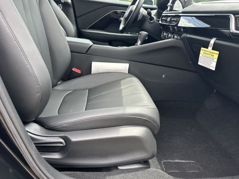 Certified 2025 Acura ADX FWD image 15