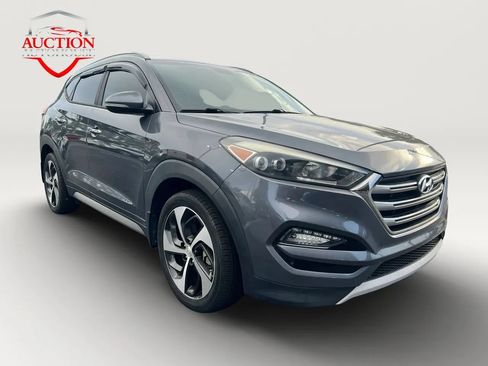 Used 2017 Hyundai Tucson Limited FWD image 3