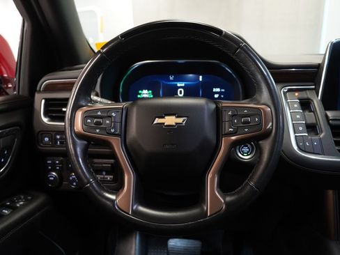Used 2024 Chevrolet Suburban High Country w/ Advanced Technology Package AWD/4WD image 23