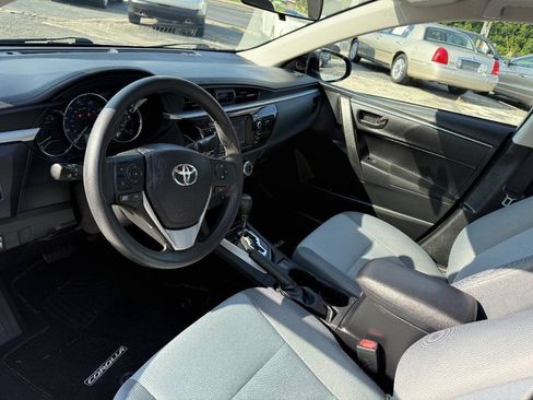 Used 2016 Toyota Corolla L FWD image 5