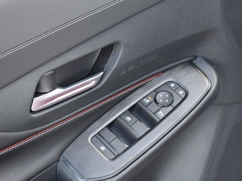 New 2026 Nissan Sentra SR FWD image 22