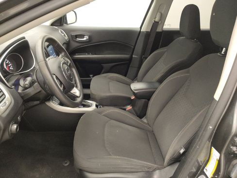 Used 2019 Jeep Compass Sport FWD image 17