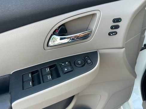 Used 2016 Honda Odyssey Touring Elite image 28