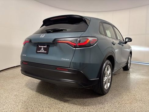 Used 2023 Honda HR-V LX image 7