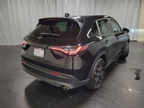 Used 2025 Honda HR-V Sport image 8