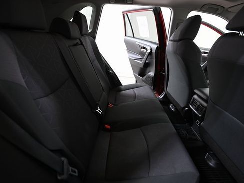 Used 2019 Toyota RAV4 XLE image 26