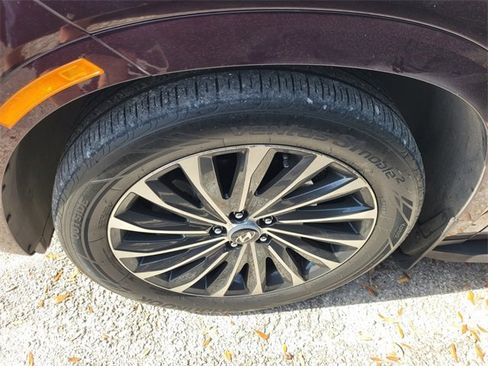 Used 2023 Hyundai Palisade Calligraphy image 4