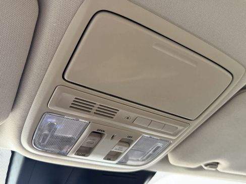 Used 2022 Honda CR-V EX-L image 18