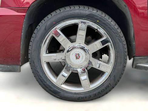 Used 2009 Cadillac Escalade AWD image 12