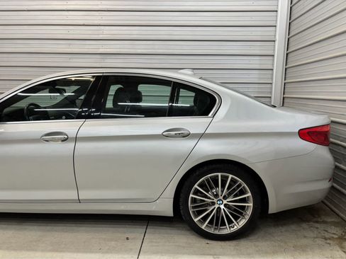 Used 2018 BMW 530i xDrive w/ Premium Package AWD/4WD image 5