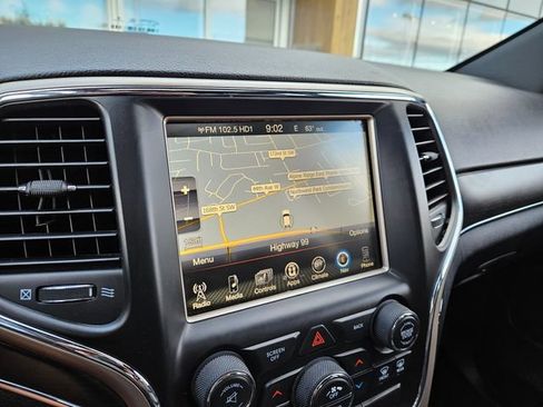 Used 2014 Jeep Grand Cherokee Limited AWD/4WD image 25