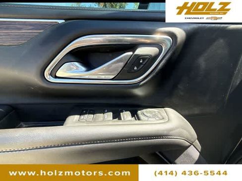 Certified 2022 Chevrolet Suburban High Country w/ Premium Package AWD/4WD image 23
