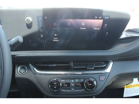 New 2026 Buick Envista Sport Touring FWD image 28