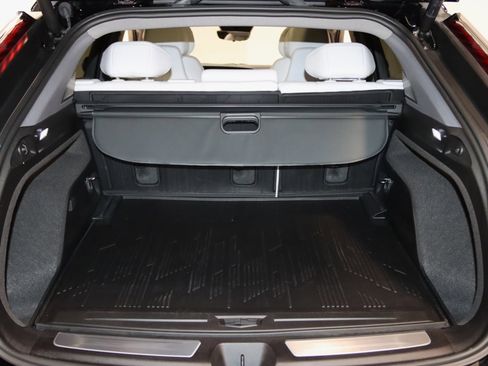 Used 2025 Cadillac Optiq Sport 2 w/ LPO, Floor Liner Package image 73