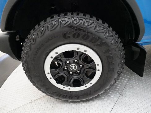 Used 2023 Ford Bronco Big Bend w/ Sasquatch Package image 26