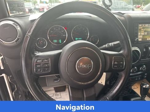 Used 2016 Jeep Wrangler Unlimited Sahara w/ Dual Top Group AWD/4WD image 12