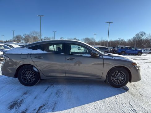 New 2026 Nissan Sentra SV image 4
