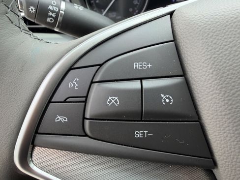 Used 2024 Cadillac XT5 Premium Luxury w/ Technology Package AWD/4WD image 37