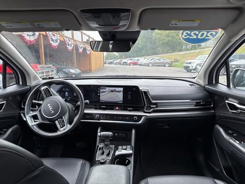 Used 2023 Kia Sportage EX image 14
