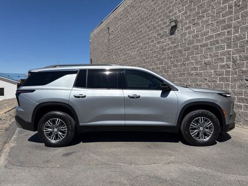 New 2026 Chevrolet Traverse LT image 5