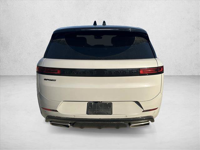Used 2025 Land Rover Range Rover Sport Dynamic SE AWD/4WD image 6