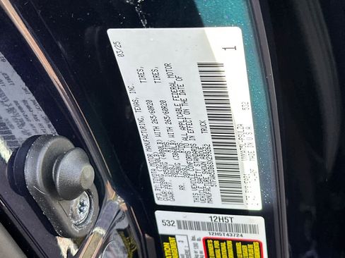 Used 2025 Toyota Tundra Limited image 27