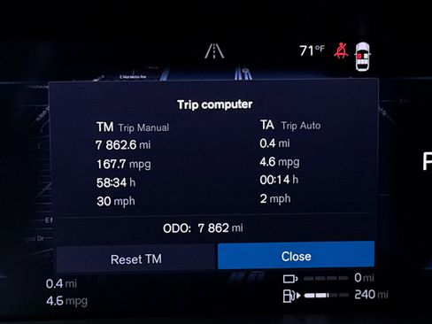 Used 2024 Volvo XC60 T8 Ultimate w/ Climate Package image 26