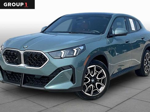 Used 2026 BMW X2 xDrive28i AWD/4WD image 1