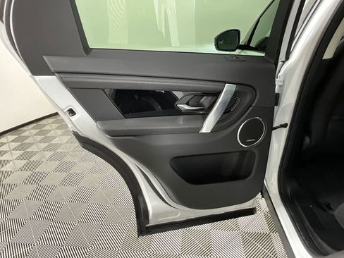 Certified 2025 Land Rover Discovery Sport S AWD/4WD image 27