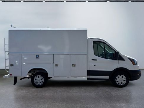 Used 2024 Ford Transit 350 w/ Interior Upgrade Package RWD image 3
