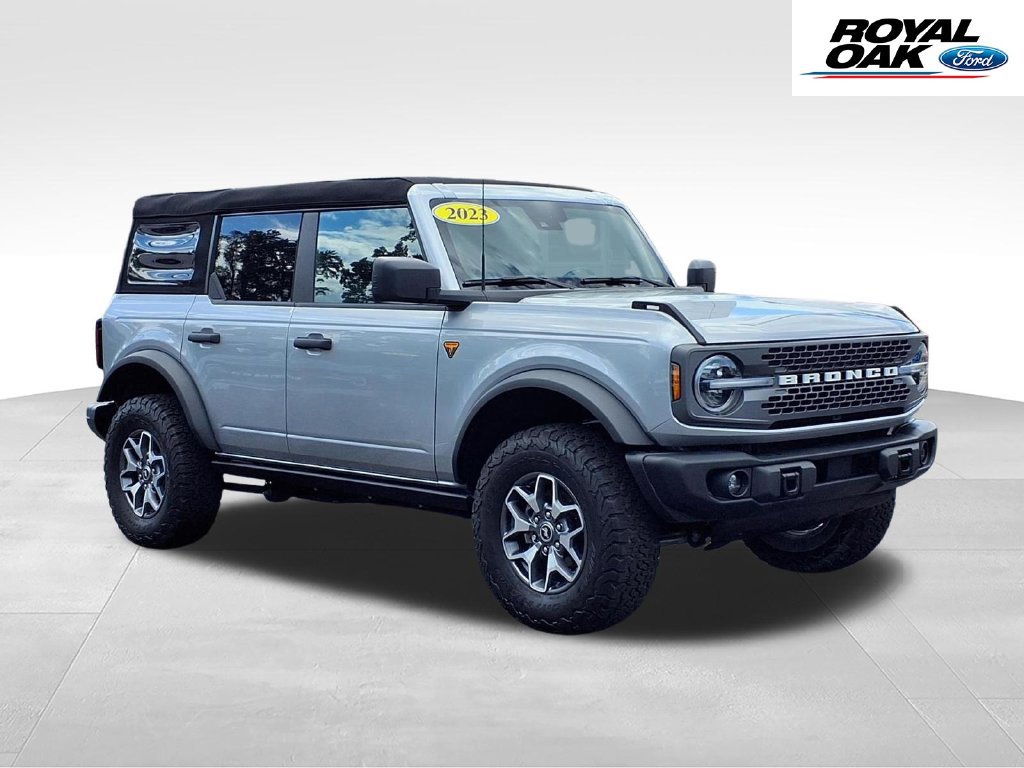 Certified 2023 Ford Bronco Badlands AWD/4WD image 1