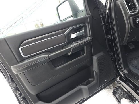 Used 2024 RAM 2500 Big Horn w/ Night Edition image 11