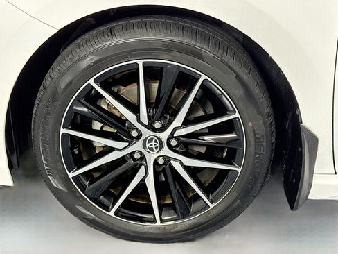 Used 2023 Toyota Camry SE AWD/4WD image 29