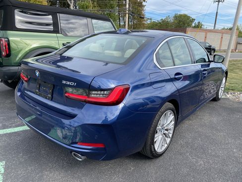 Used 2024 BMW 330i xDrive Sedan w/ Convenience Package image 7