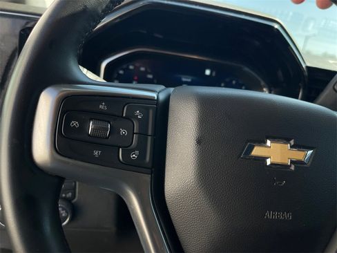 Used 2023 Chevrolet Silverado 1500 LT image 14