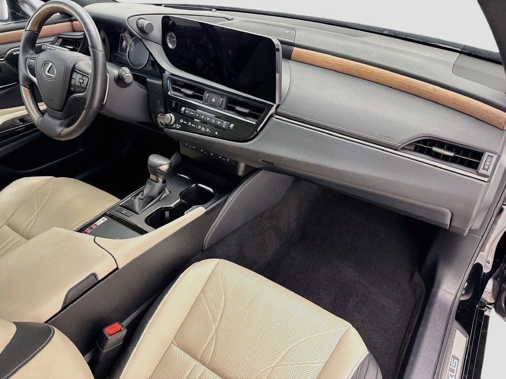 Used 2024 Lexus ES 350 Ultra Luxury w/ Accessory Package (Z2) FWD image 16