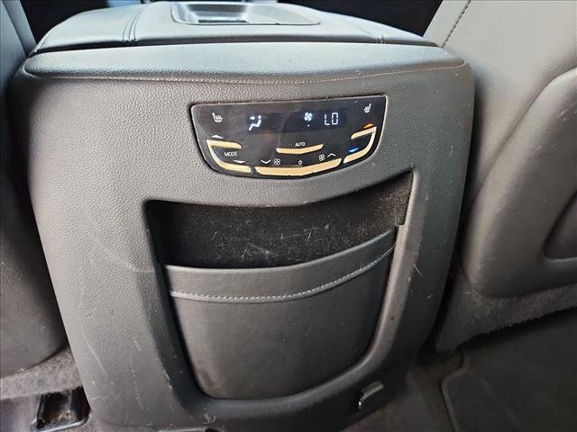 Used 2020 Cadillac Escalade 2WD image 17