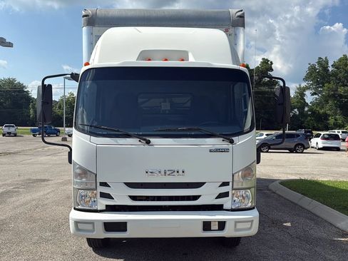 Used 2018 Isuzu NPR RWD image 8