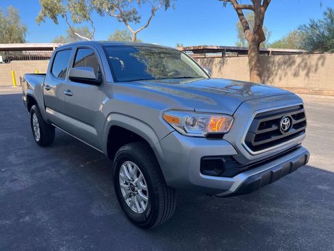 Used 2021 Toyota Tacoma SR image 7