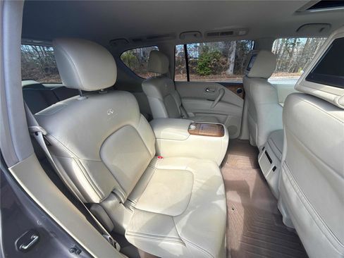 Used 2014 INFINITI QX80 4WD w/ Theater Package image 27